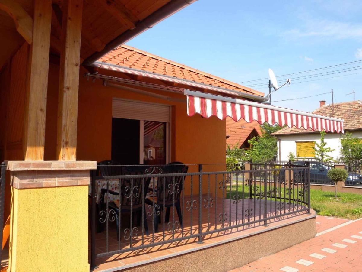 Holiday Home Balatonmariafurdo, Somogy 1 Balatonkeresztur Ngoại thất bức ảnh